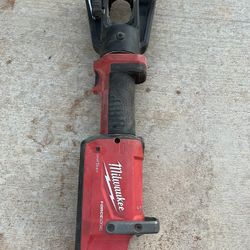 Milwaukee 12T Latched Crimper 