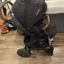 Nuna Stroller And Car seat Set 