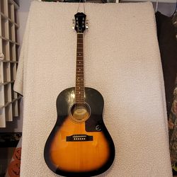 AJ 220S/VS Epiphone Accoustic Guitar 