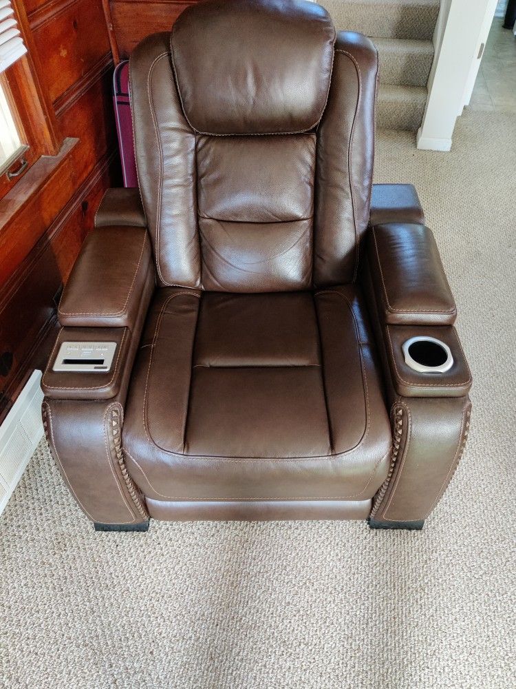 Electric Leather Recliner