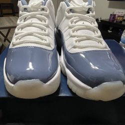 Air Jordan 11 Retro Low Diffused blue 
