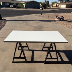 IKEA Desk - Table