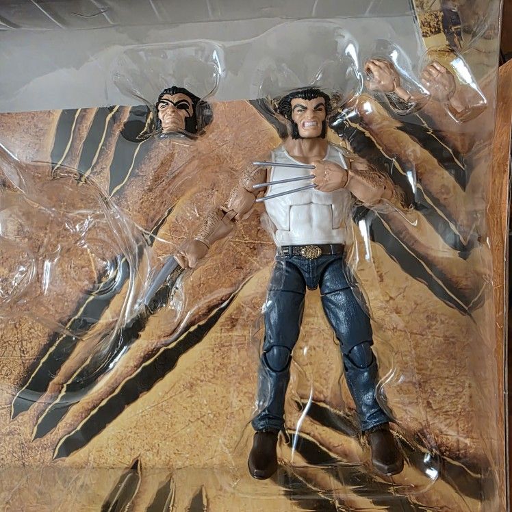 Marvel Legends Wolverine 