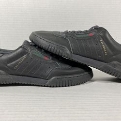 Conciërge in beroep gaan Martelaar Adidas Yeezy Powerphase Calabasas Core Black Mens Size 5.5 Sneakers CG6420  for Sale in Aloma, FL - OfferUp