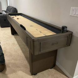 9ft Modern Shuffleboard 
