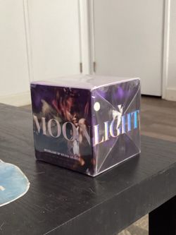 Ariana grande perfume