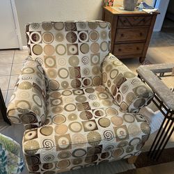 Oversized Upholstered Living Room Chair
