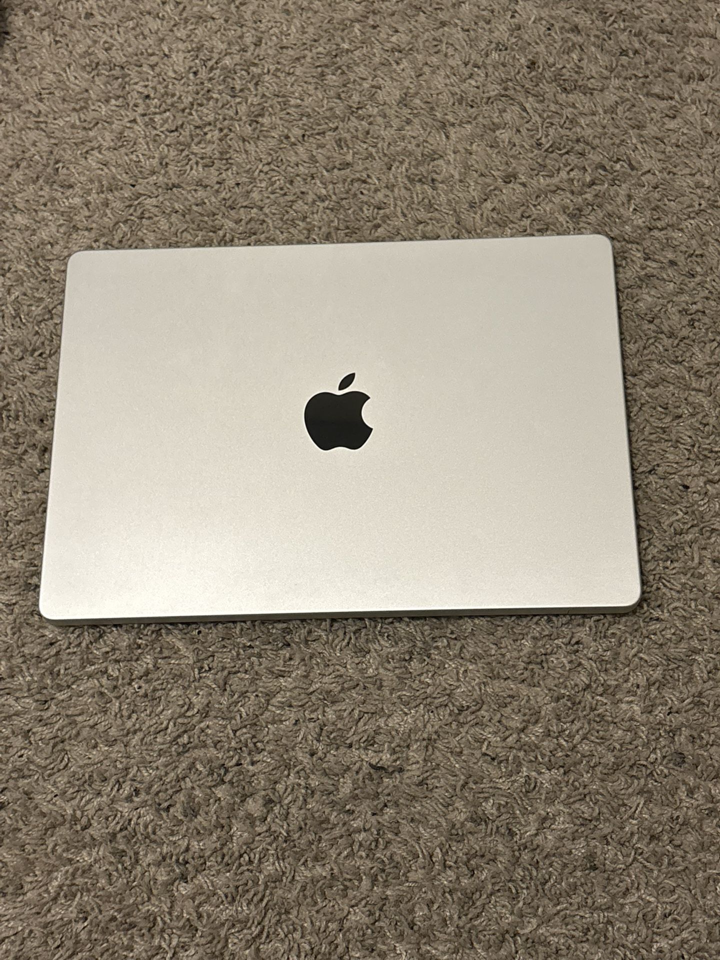 M3 14” MacBook Pro