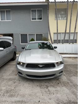 2010 Ford Mustang
