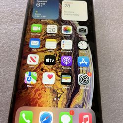 IPhone XSMAX 64 GB Factory unlock to any carrier great condition