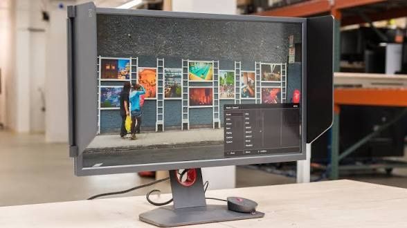 FOR SALE Benq Zowie XL2566k 360hz Monitor