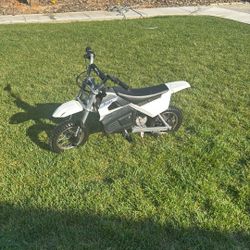Razor Mx400
