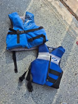 Youth life jackets $20