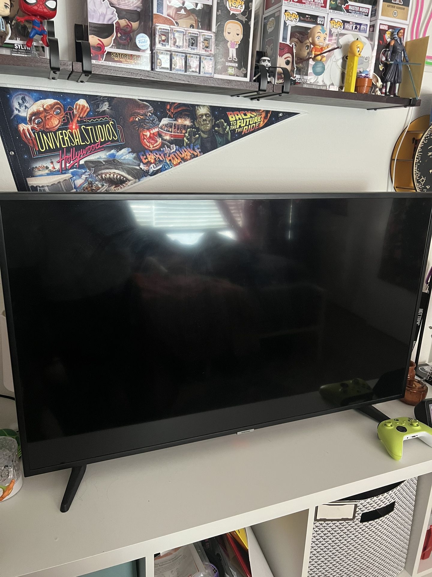 Samsung 43” NU6900 Smart 4K UHD TV
