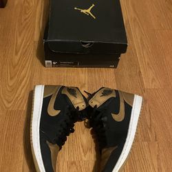 Authentic jordan 1’s with the Box $150 