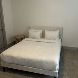 Queen Size Bed And Mattress 