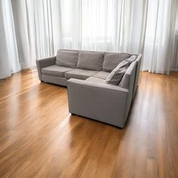 West Elm Corner, Couch🛻 Delivery Available🛻