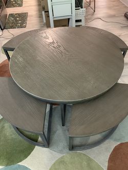 42" Round Coffee Table and 4 nesting chairs/ Solid Wood