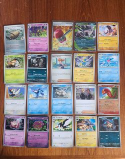 20 cards from Pitch Black, incl a Double Rare and an Ultra Rare