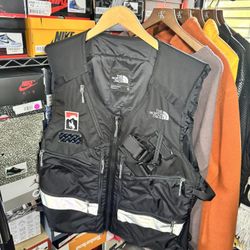 Men’s The North Fence Utility Vest Size XL