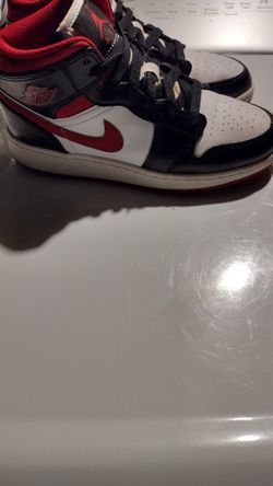 Red Black White Air Jordan 1 