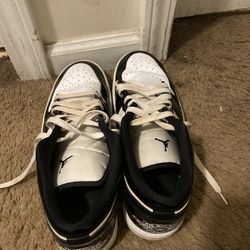 Air Jordan 1s Low Se Shoes