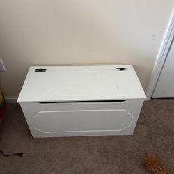 Hidden Cat Litter Bin 33.5” x 16” x 18”H custom built, little touch up paint and it will be like new!  $50 cash pick up in Warwick