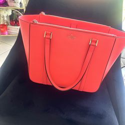 Kate Spade Large Tote In Near Perfect Condition