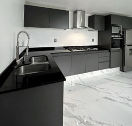 Custom Kitchen Cabinets