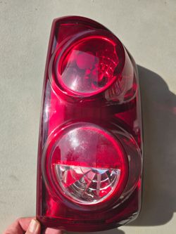 2007-2008 dodge tail light