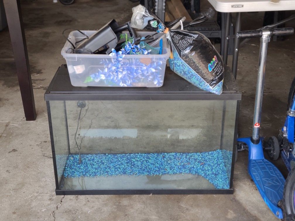 Standard 30 Gal Fish Aquarium Tank