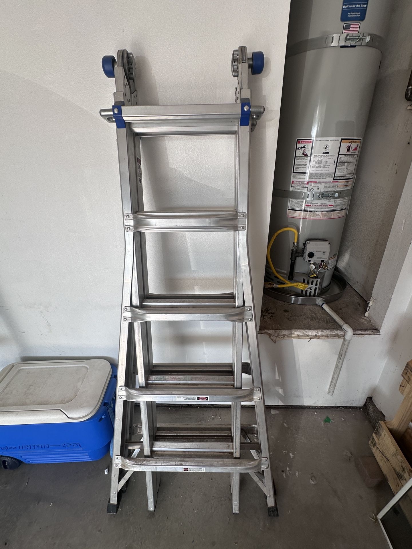 Werner Ladder Maximum Height 22 Foot