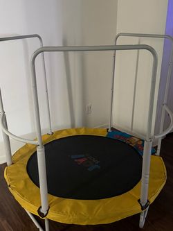 Kids Mini Trampoline with Handle Bar