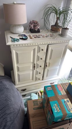 Vintage armoire