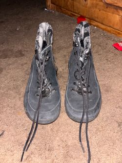 Women’s Black Hiker Boots Size 7