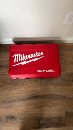 Milwaukee box empty