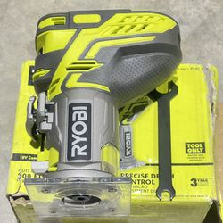 RYOBI ONE+ 18V Cordless Compact Fixed Base Router (Tool Only)