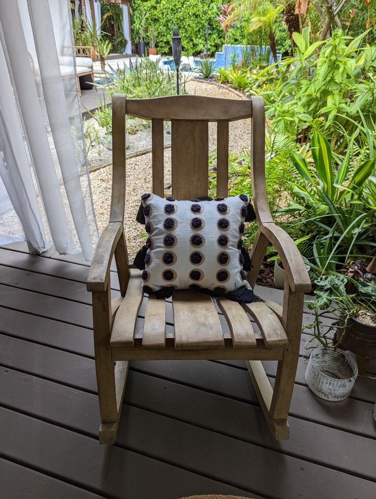 Solid Wood Rocking Chair 