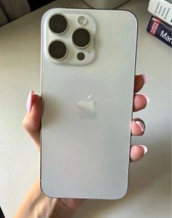 iPhone 15 Pro Max 512GB