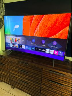 Samsung 55-inch Curved Smart TV — Excellent Condition
