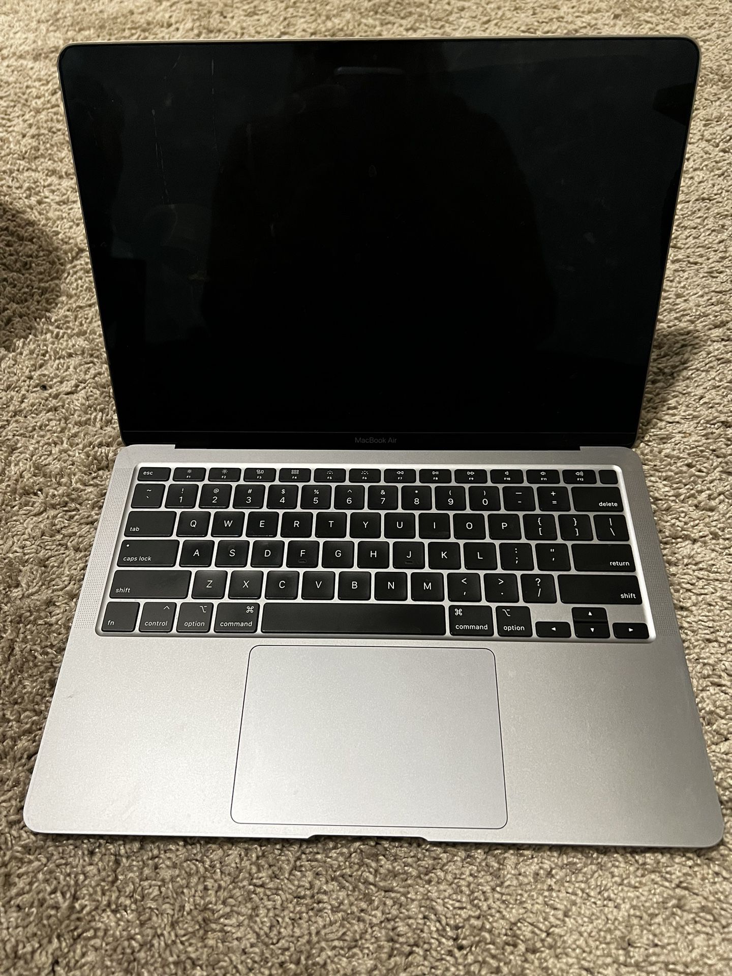 laptop (damaged) selling for parts