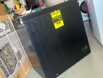 Chest freezer