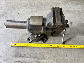 5” Heavy Duty Bench Vise