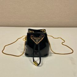 ππ«πππ leather small bucket bag