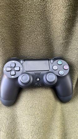 PS4 controller