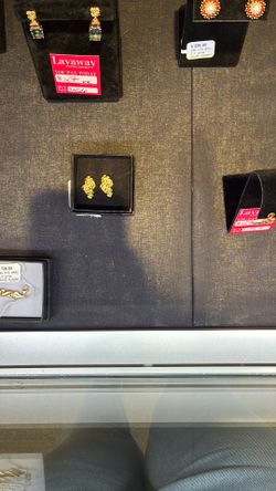 10kt Nugget Earrings $239 Or Layaway For $25 Down At Payment Today !!! 