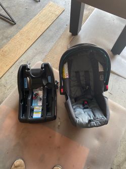 Infant car seat with base