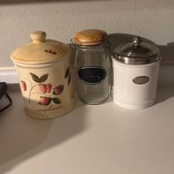 Kitchen Jars 