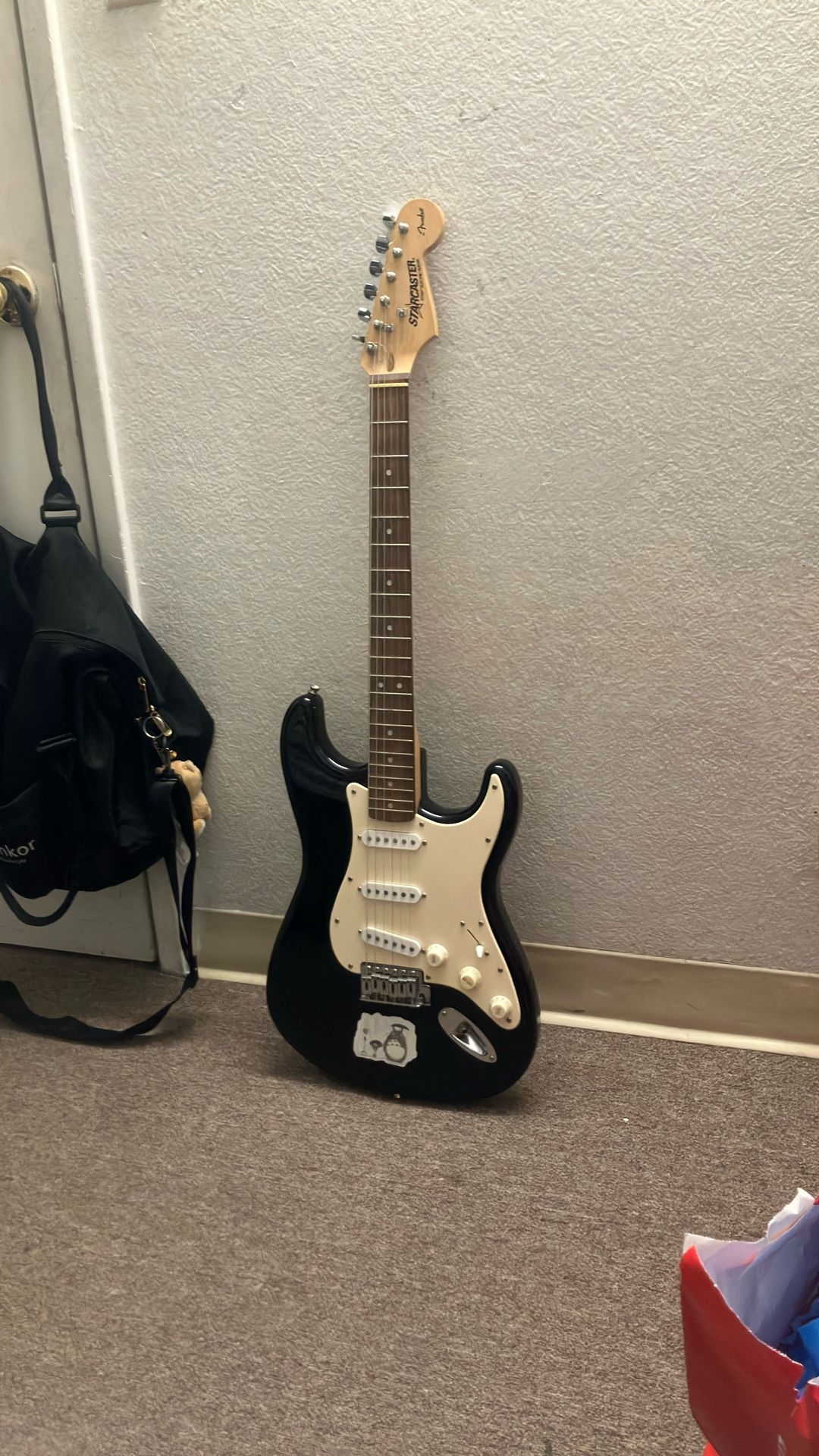 Fender Electric Guitar 🎸