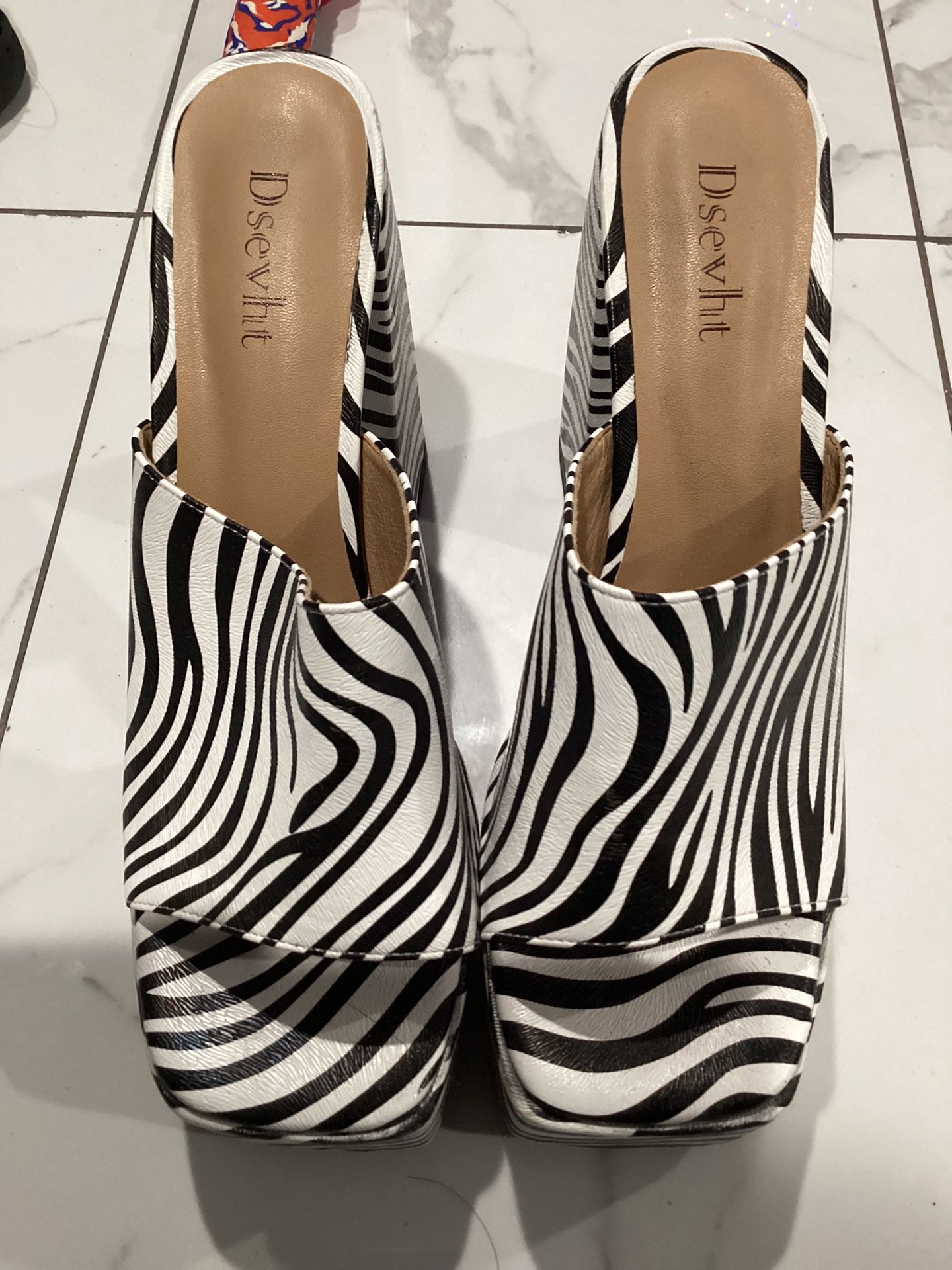 Womens Faux Leather Zebra High Platform Block Heels Shoes US Size 9